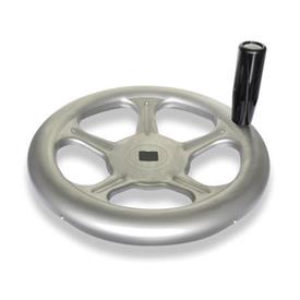 GN 228 Volants à bras en tôle d’acier inox Matériau: A4 - Inox<br />Code d'alésage: V - avec carré DIN 79<br />Type: D - avec poignée tournante